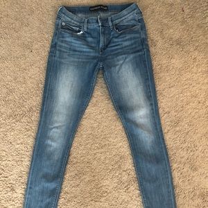 Express jean legging. Size 4R mid rise